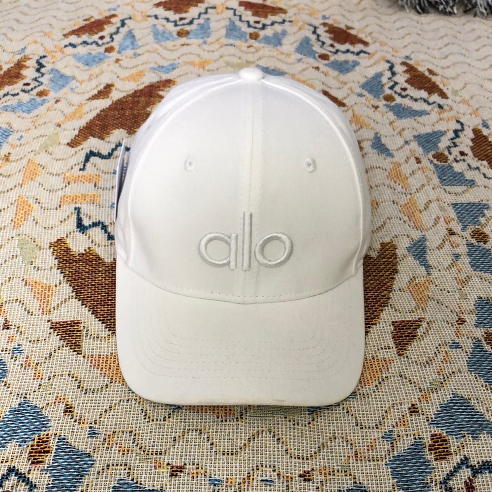 ALO Yoga White Minimalist Hat